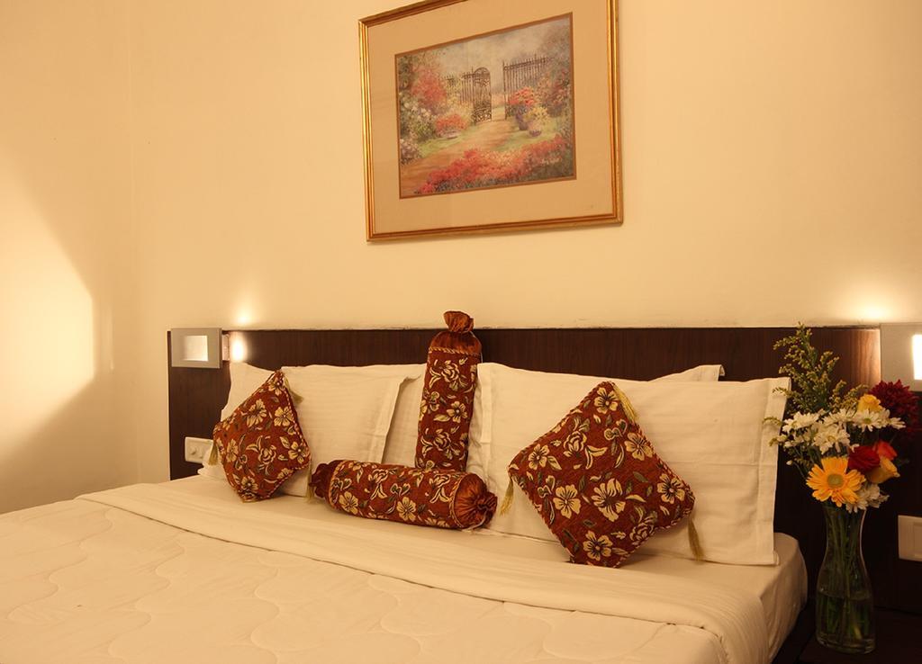 The Byke Old Anchor Beach Resort & Spa Cavelossim Exterior foto